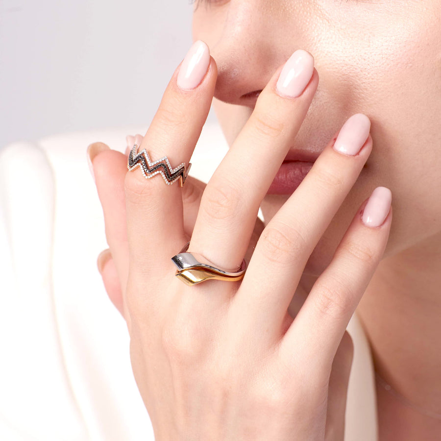 ·【NEW YORK SKYLINE】Diamond ZigZag Ring 18K Gold White&Black